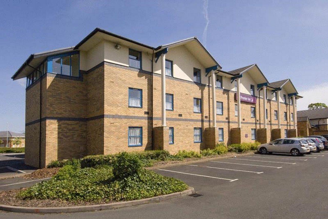 Premier Inn Wolverhampton - North Exterior foto