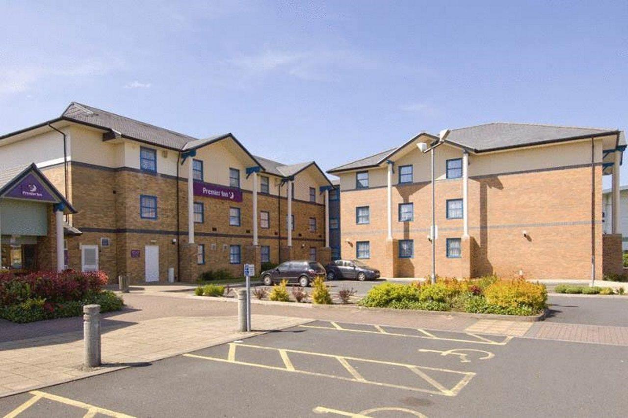 Premier Inn Wolverhampton - North Exterior foto